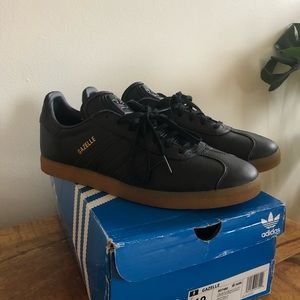 Adidas Black/Black Gumsole Gazelle in Men’s Sz 10